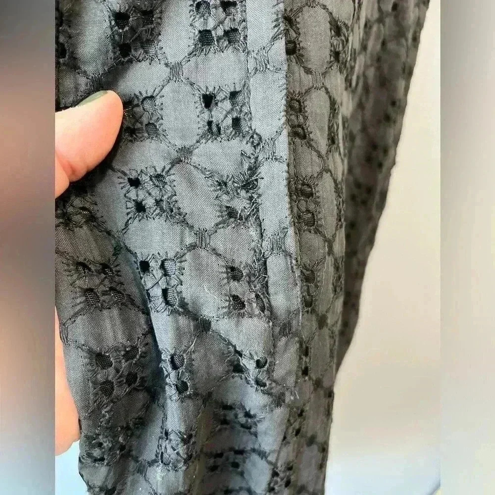 black cocktail Hollywood glam eyelet 60’s wiggle dress- medium - Picture 5 of 10